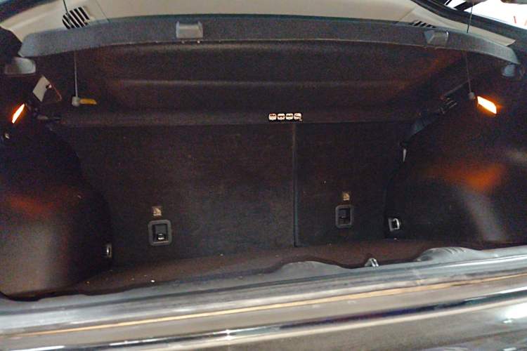 Used Jeep Compass 2021 220T Automatic Elite Edition Trunk