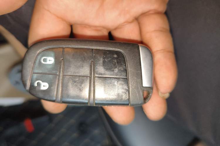 Used Jeep Compass 2021 220T Automatic Leading Edition Vehicle Key