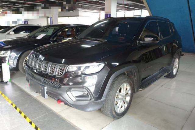 Jeep Compass 2021 220T Automatic Leading Edition de segunda mano