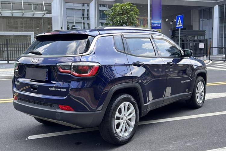 Used Jeep Compass 2021 220T Automatic Leading Edition Exterior 5