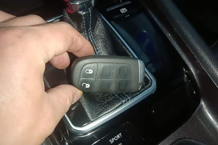 Used Jeep Compass 2021 220T Automatic Leading Edition Vehicle Key