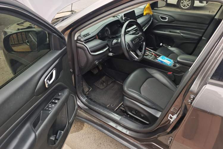 Used Jeep Compass 2021 220T Automatic Leading Edition Driver Seat