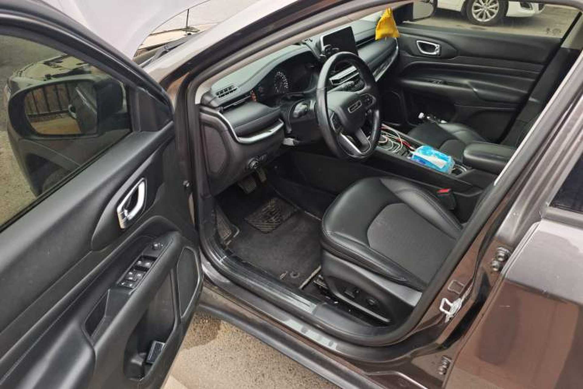 Used Jeep Compass 2021 220T Automatic Leading Edition Driver Seat