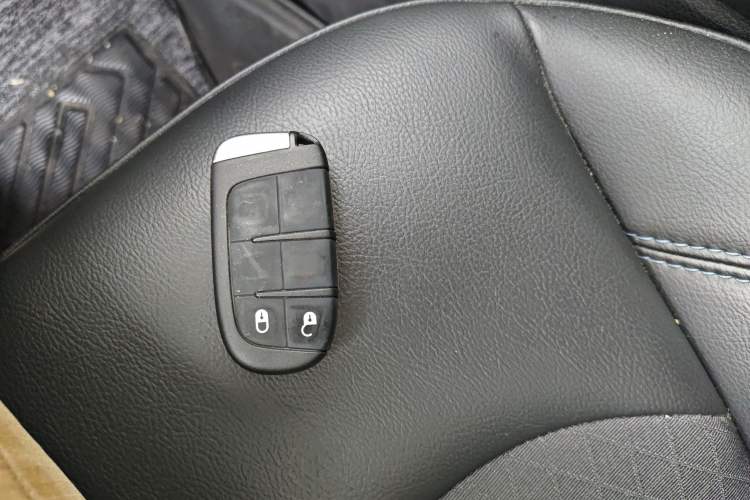 Used Jeep Compass 2021 220T Automatic Leading Edition Interior 1