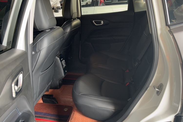 Used Jeep Compass 2021 220T Automatic Elite Edition Interior 3