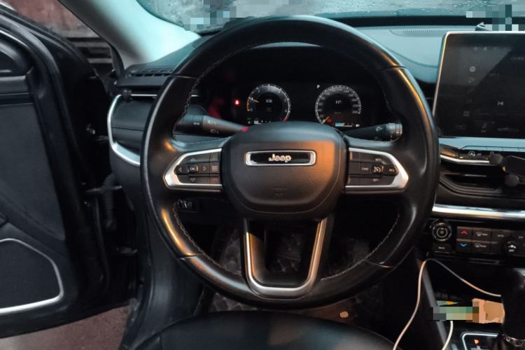 Used Jeep Compass 2021 220T Automatic Elite Edition Steering Wheel