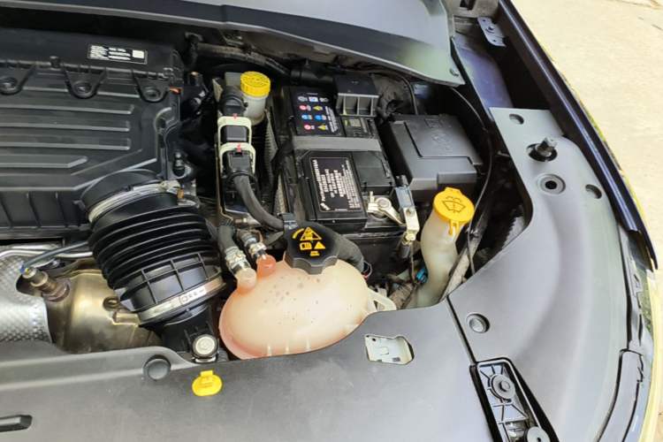 Used Jeep Compass 2021 220T Automatic Elite Edition Engine Bay Left