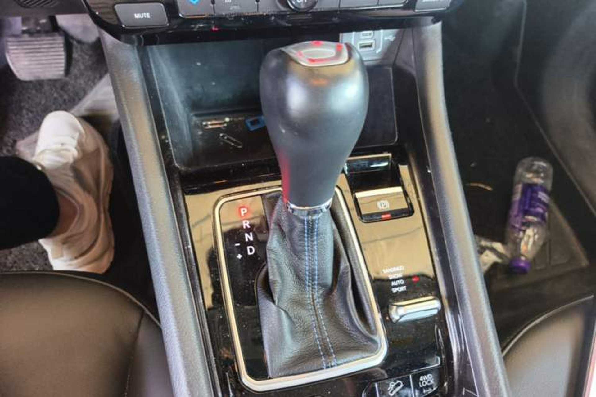 Used Jeep Compass 2021 220T Automatic Four-Wheel Drive Elite Edition Gear Lever