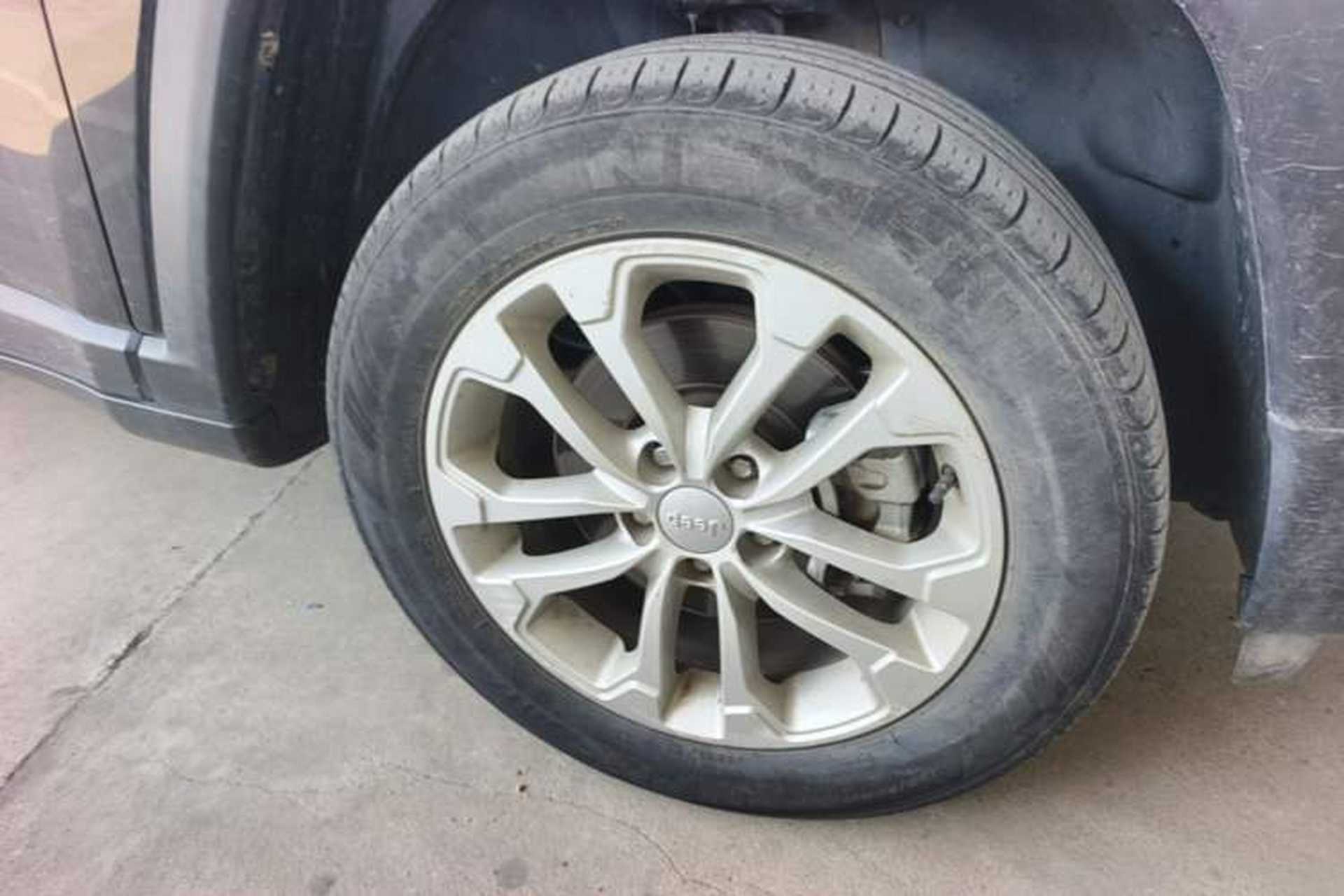 Used Jeep Compass 2021 220T Automatic Four-Wheel Drive Elite Edition Right Front Wheel Hub