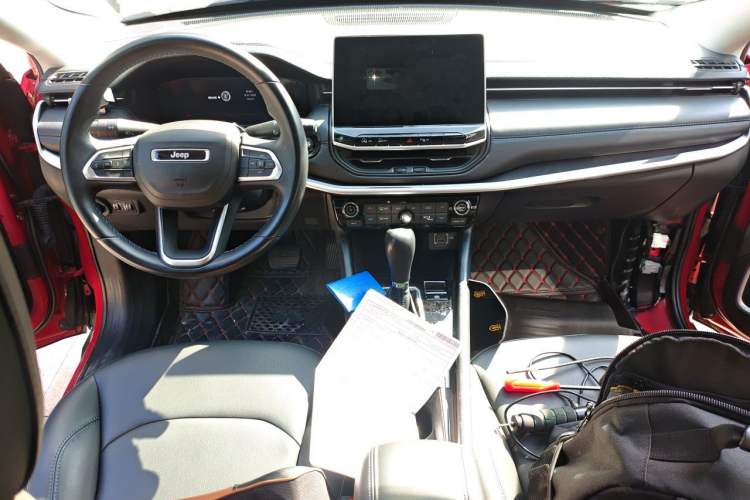 Used Jeep Compass 2021 220T Automatic Elite Edition Center Console