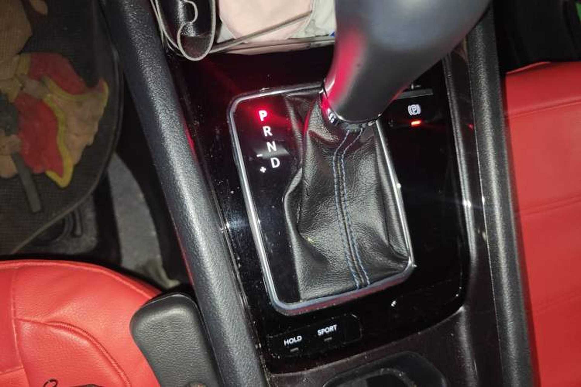 Used Jeep Compass 2021 220T Automatic Leading Edition Gear Lever
