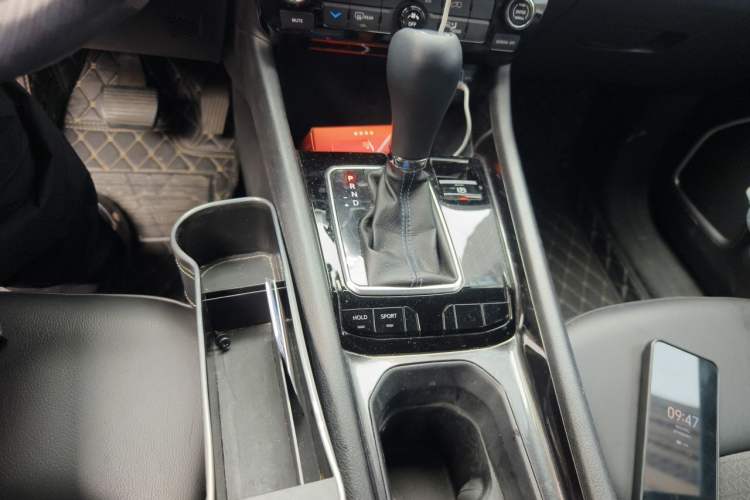 Used Jeep Compass 2021 220T Automatic Leading Edition Gear Lever