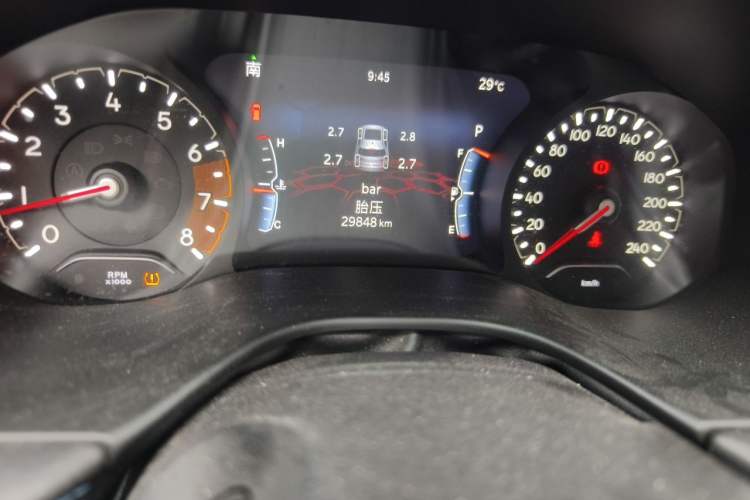 Used Jeep Compass 2021 220T Automatic Leading Edition Odometer Close Up