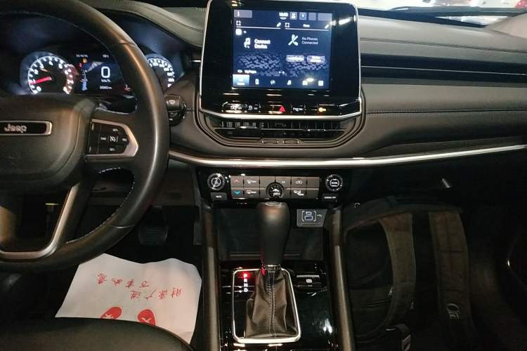 Used Jeep Compass 2021 220T Automatic Leading Edition Audio And AC Panel