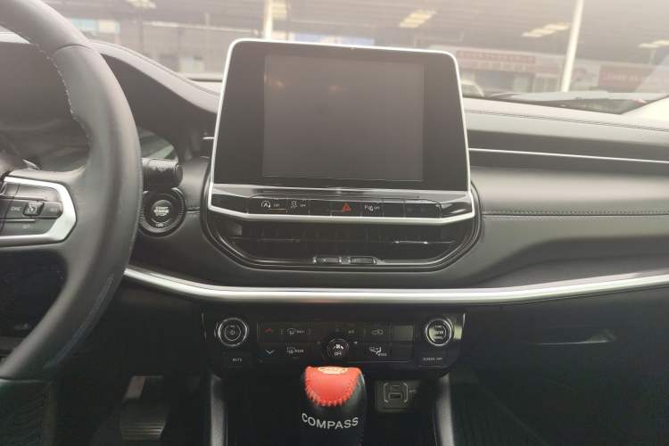Used Jeep Compass 2021 220T Automatic Leading Edition Audio And AC Panel