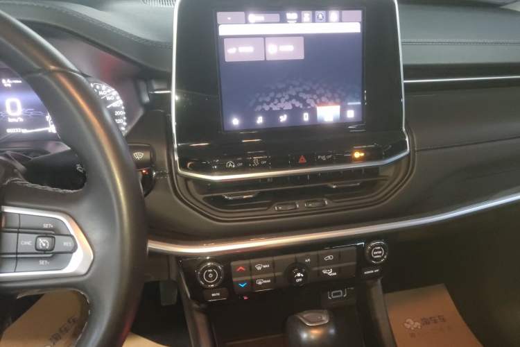 Used Jeep Compass 2021 220T Automatic Leading Edition Audio And AC Panel