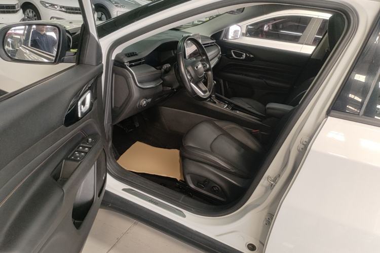 Used Jeep Compass 2021 220T Automatic Luxury Edition Driver Seat