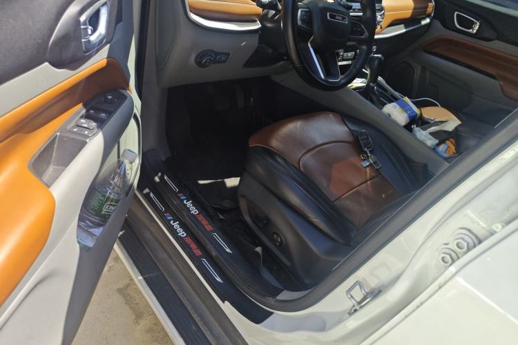 Used Jeep Compass 2021 220T Automatic Leading Edition Driver Seat