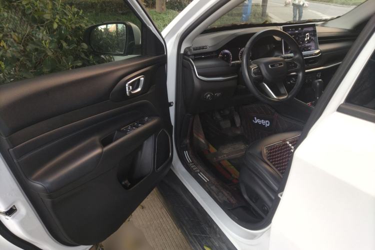 Used Jeep Compass 2021 220T Automatic Elite Edition Driver Seat
