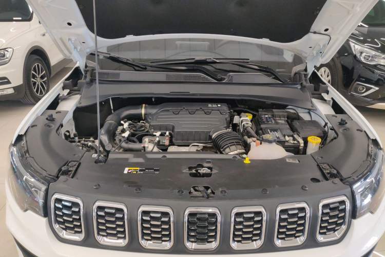 Used Jeep Compass 2021 220T Automatic Leading Edition Engine Bay