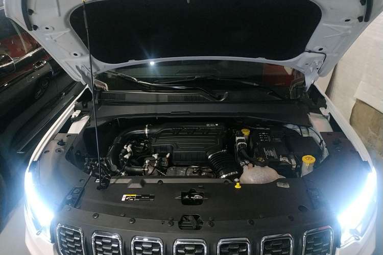 Used Jeep Compass 2021 220T Automatic Leading Edition Engine Bay