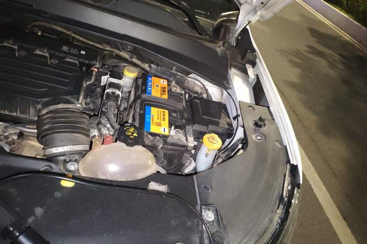 Used Jeep Compass 2021 220T Automatic All-Wheel Drive 80th Anniversary Edition Engine Bay Left