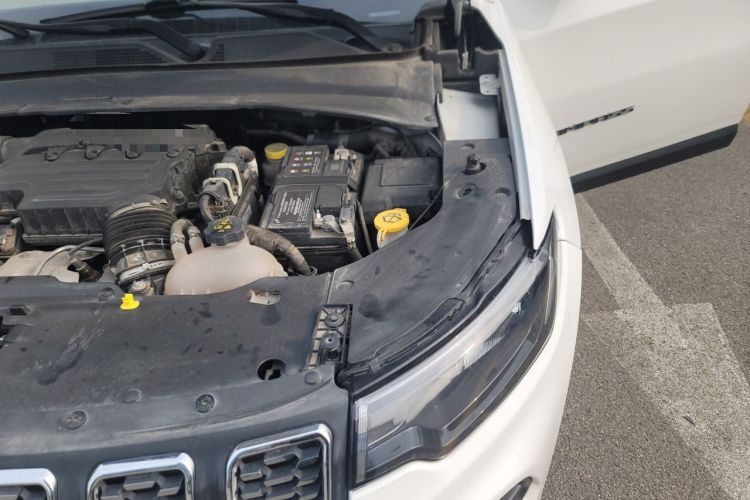 Used Jeep Compass 2021 220T Automatic Leading Edition Engine Bay Left