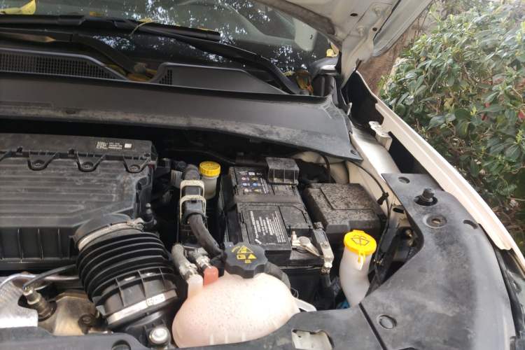 Used Jeep Compass 2021 220T Automatic Elite Edition Engine Bay Left