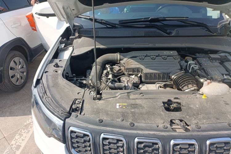 Used Jeep Compass 2021 220T Automatic Elite Edition Engine Bay Right