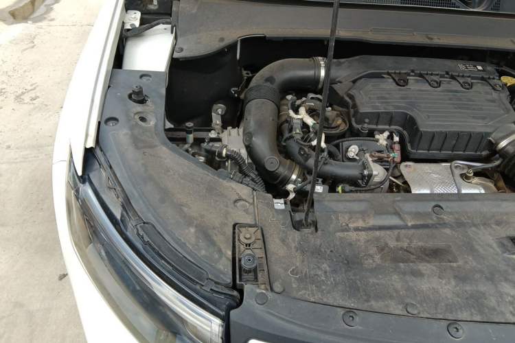 Used Jeep Compass 2021 220T Automatic Elite Edition Engine Bay Right