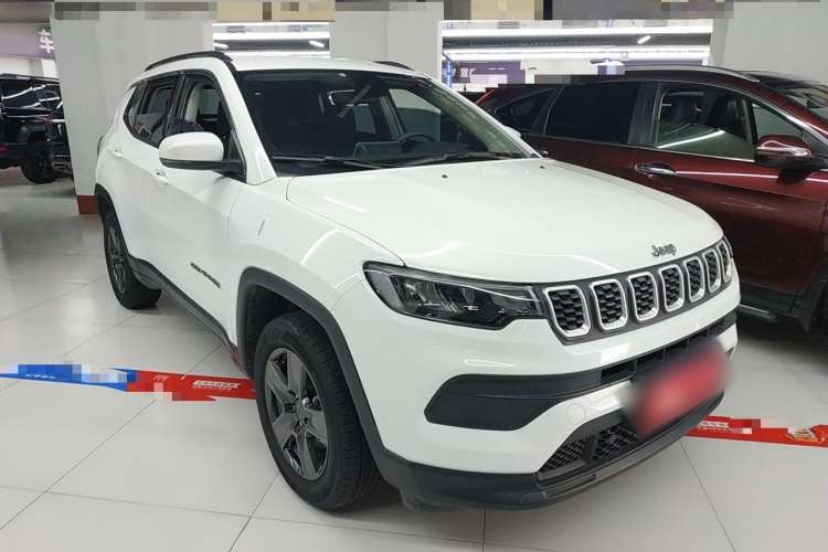 Used Jeep Compass 2021 220T Automatic Comfort Version Front Right 45 Deg