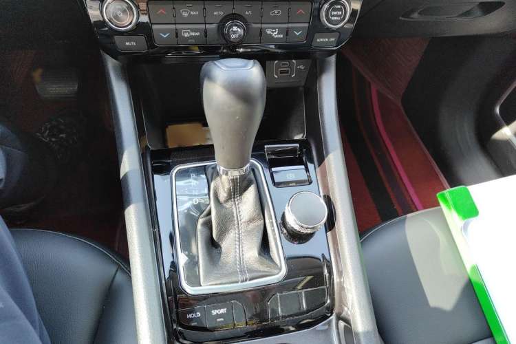 Used Jeep Compass 2021 220T Automatic Elite Edition Gear Lever