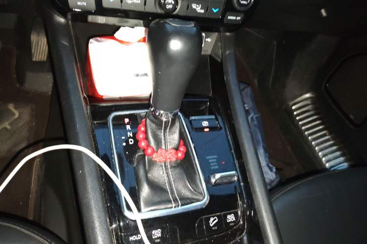Used Jeep Compass 2021 220T Automatic All-Wheel Drive 80th Anniversary Edition Gear Lever