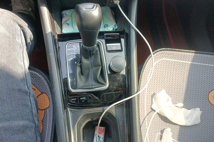 Used Jeep Compass 2021 220T Automatic Elite Edition Gear Lever