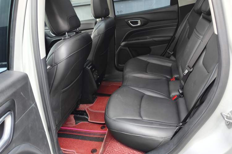 Used Jeep Compass 2021 220T Automatic Elite Edition Interior 3