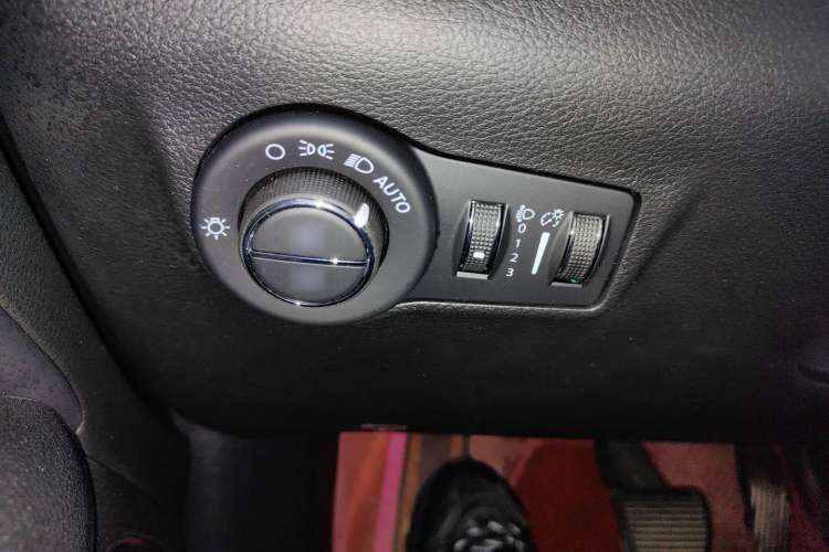Used Jeep Compass 2021 220T Automatic Elite Edition Interior 5