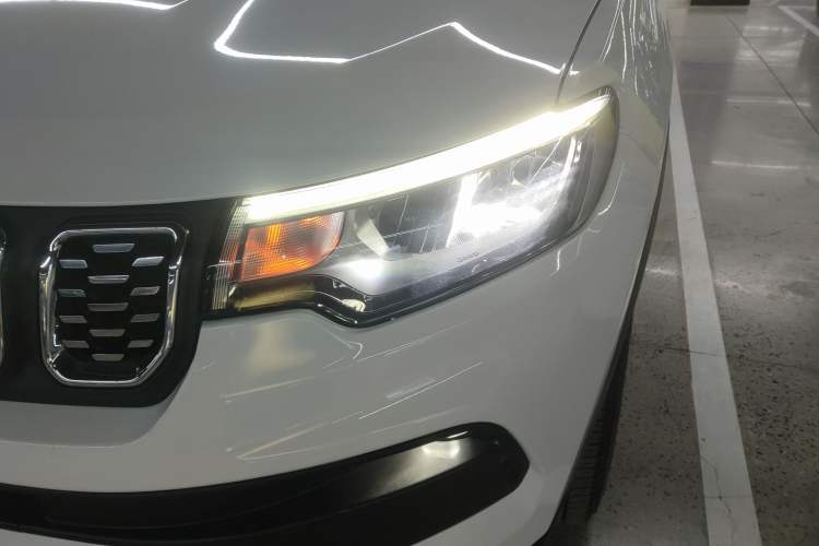 Used Jeep Compass 2021 220T Automatic Leading Edition Left Front Headlight