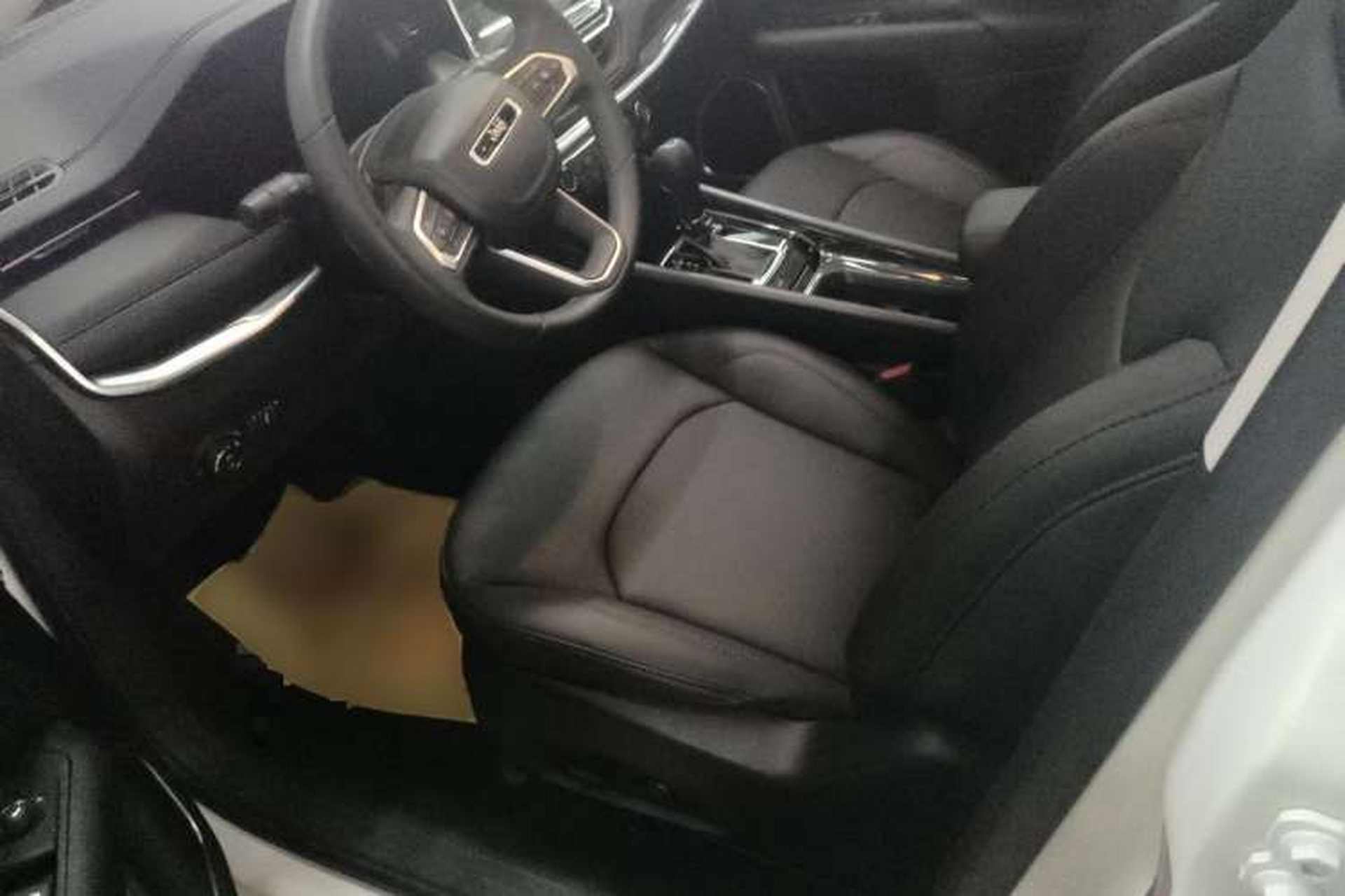 Used Jeep Compass 2021 220T Automatic Elite Edition Left Front Seat