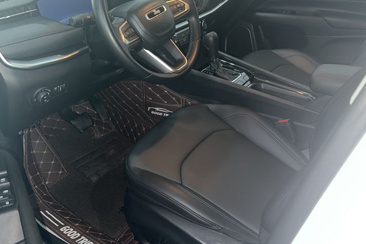 Used Jeep Compass 2021 220T Automatic Elite Edition Left Front Seat
