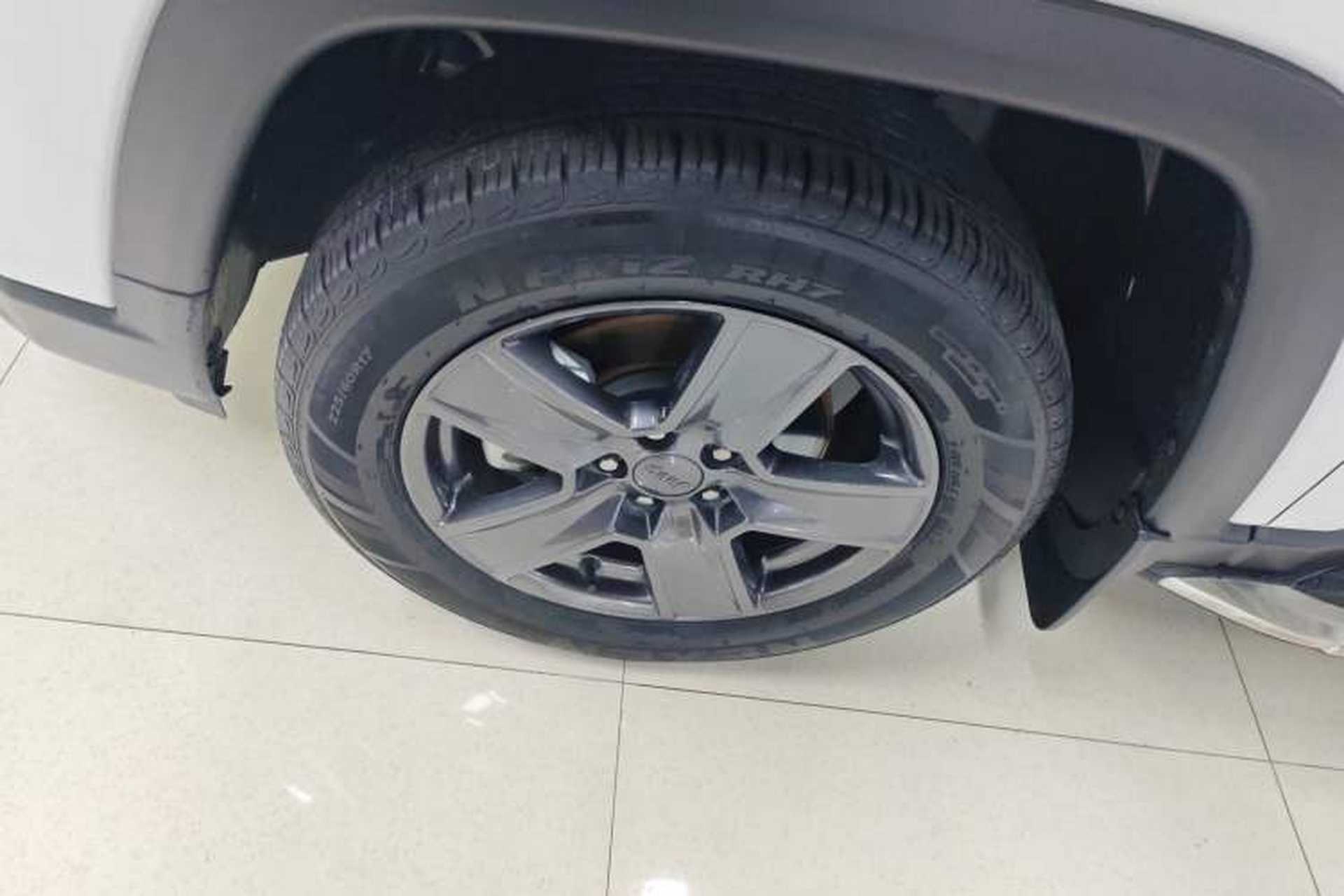 Used Jeep Compass 2021 220T Automatic Comfort Version Left Front Wheel Hub