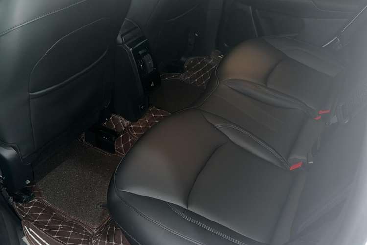 Used Jeep Compass 2021 220T Automatic Elite Edition Left Rear Seat
