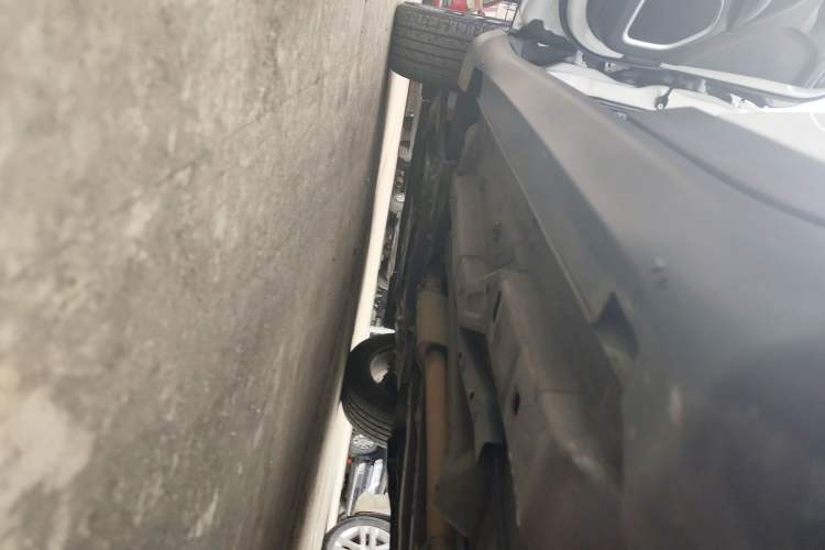 Used Jeep Compass 2021 220T Automatic Leading Edition Left Side Sill