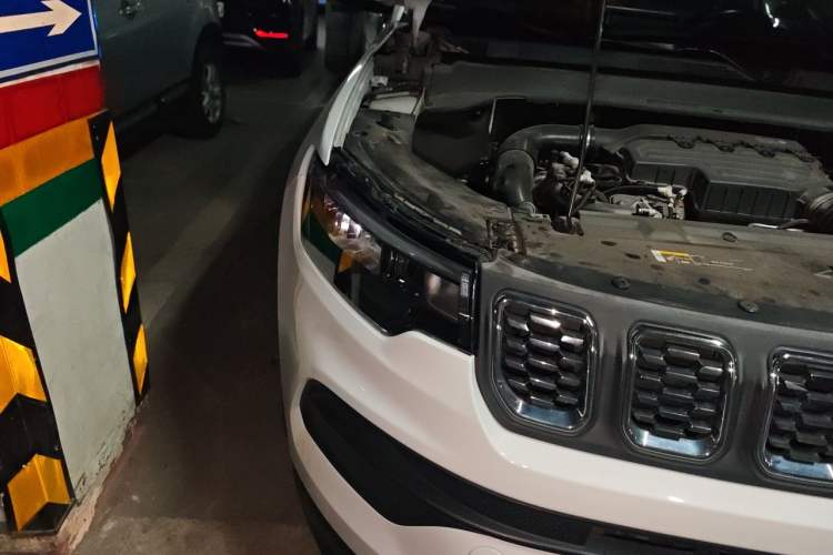 Used Jeep Compass 2021 220T Automatic Leading Edition Right Front Headlight