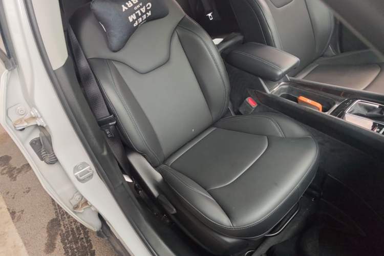 Used Jeep Compass 2021 220T Automatic Elite Edition Right Front Seat