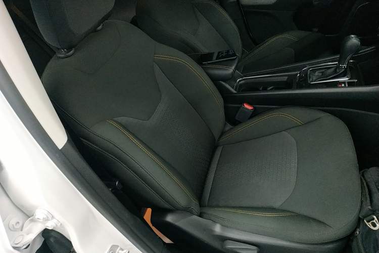 Used Jeep Compass 2021 220T Automatic Comfort Version Right Front Seat