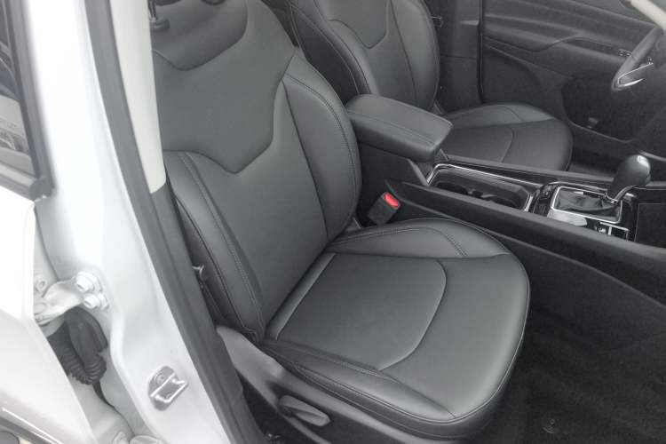 Used Jeep Compass 2021 220T Automatic Elite Edition Right Front Seat