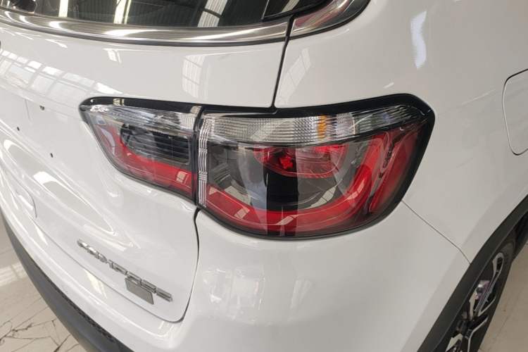 Used Jeep Compass 2021 220T Automatic Luxury Edition Right Rear Taillight