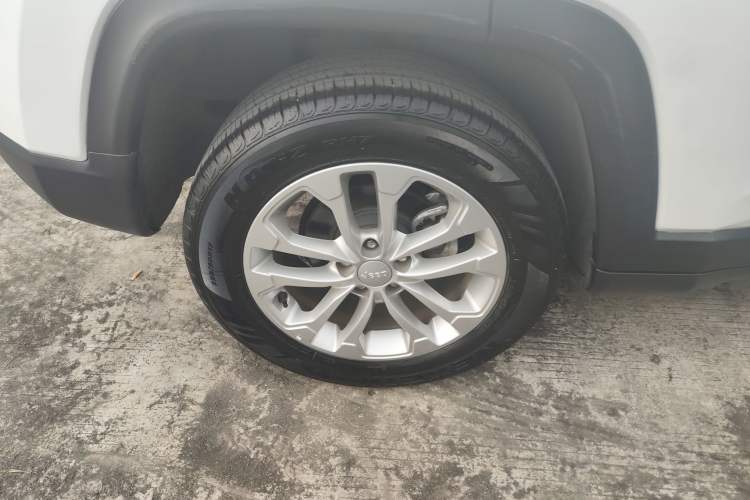Used Jeep Compass 2021 220T Automatic Leading Edition Right Rear Wheel Hub