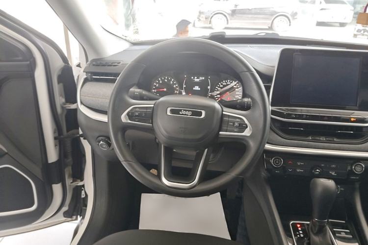 Used Jeep Compass 2021 220T Automatic Comfort Version Steering Wheel