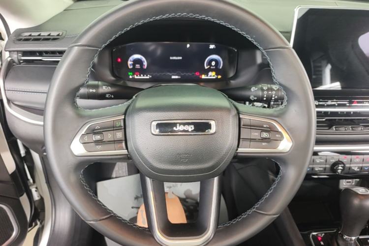Used Jeep Compass 2021 220T Automatic Elite Edition Steering Wheel